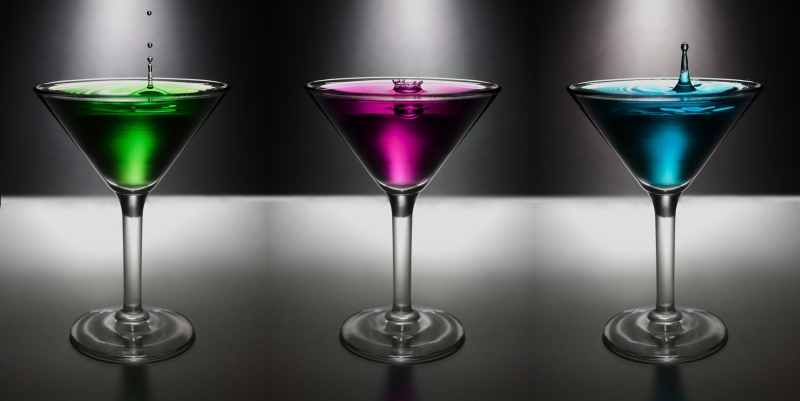 boite-nuit-LE BOURGUET-min_water-drop-glass-bar-celebration-green-832603-pxhere.com